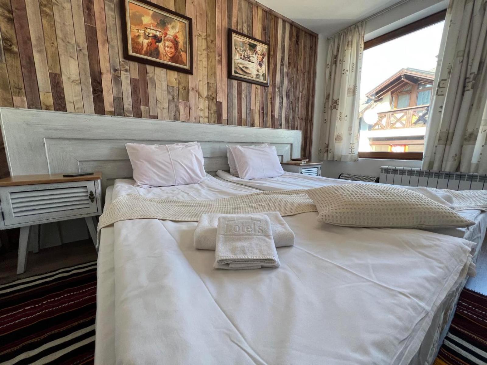 Granat Gondola Lift Apartments Bansko Exterior photo